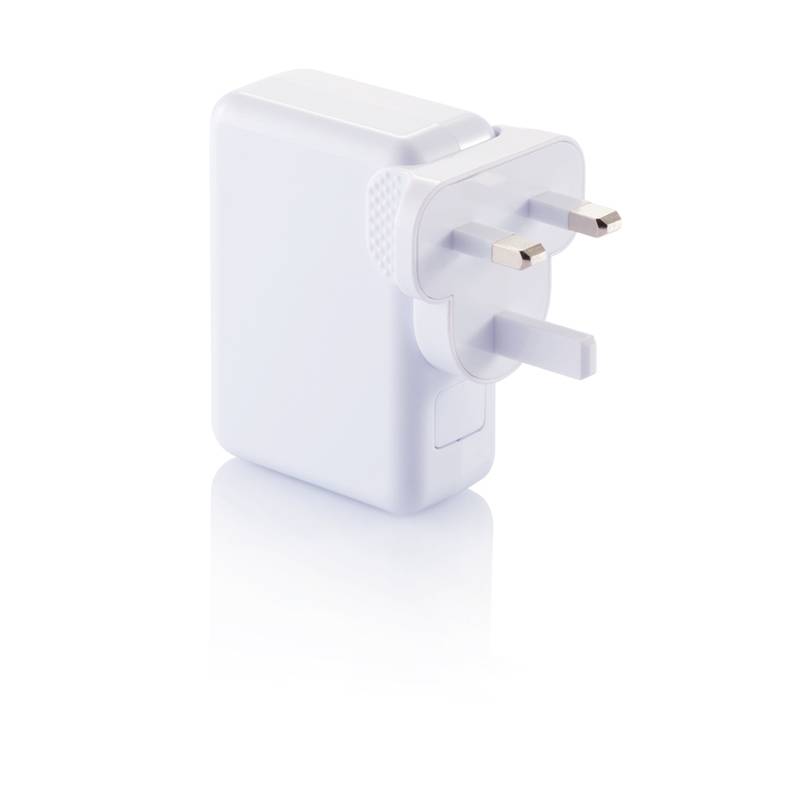 Cestovný adaptér do zásuvky so 4 usb portami Cestovný adaptér do zásuvky so 4 usb portami